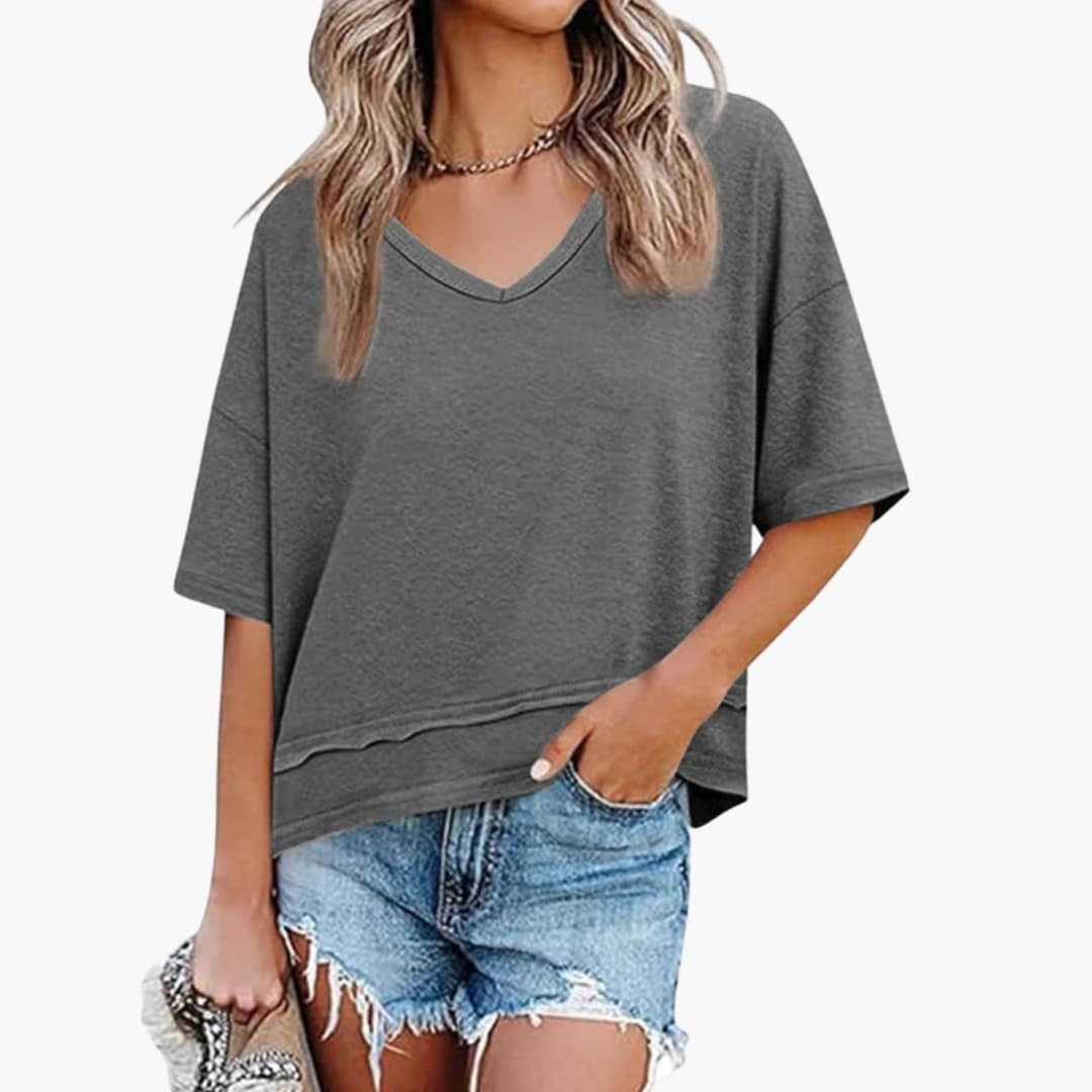 Women's Oversized V-Neck Short Sleeve Tee