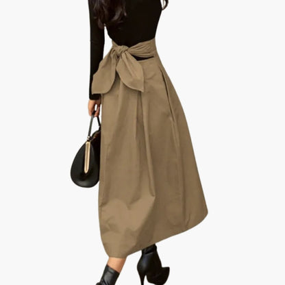 Women's High Waist Pleated Skirt with Bow Detail - VibreMode