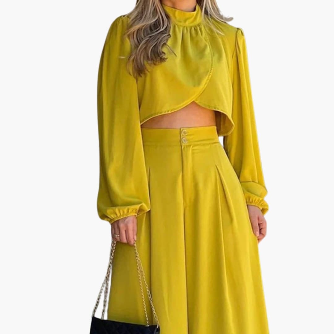 Women's Ruffle Crop And Wide Leg Pants Set - VibreMode