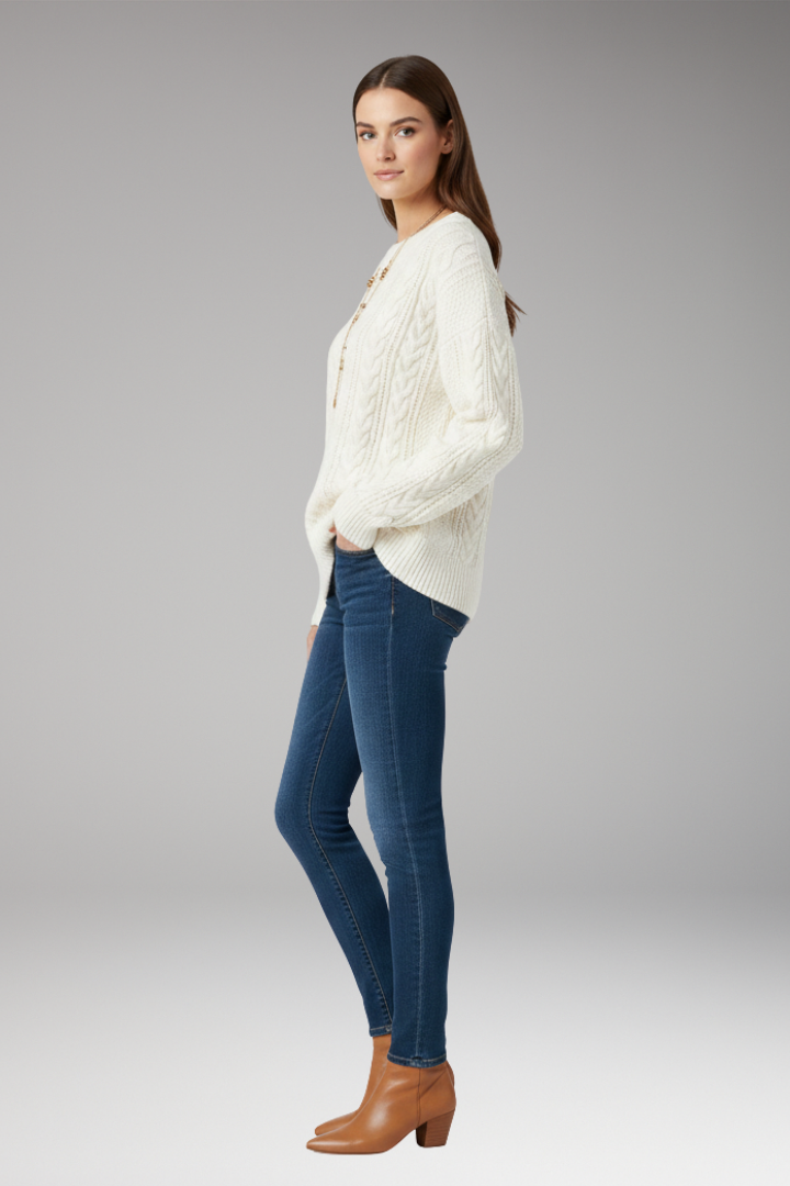 Women's Crew Neck Cable Knit Sweater