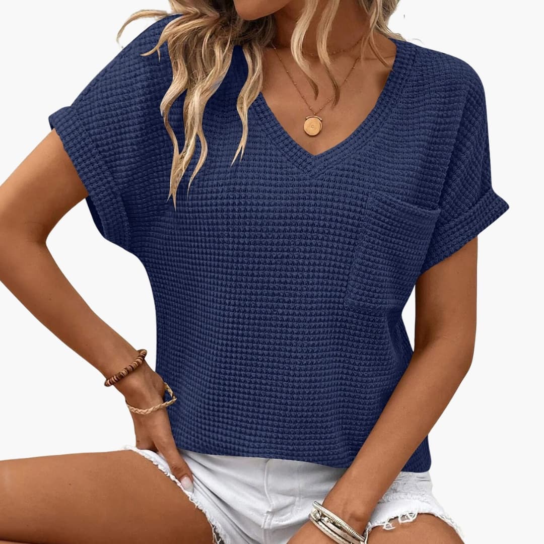 Women's Short Sleeve V-Neck T-Shirt With Pocket - VibreMode