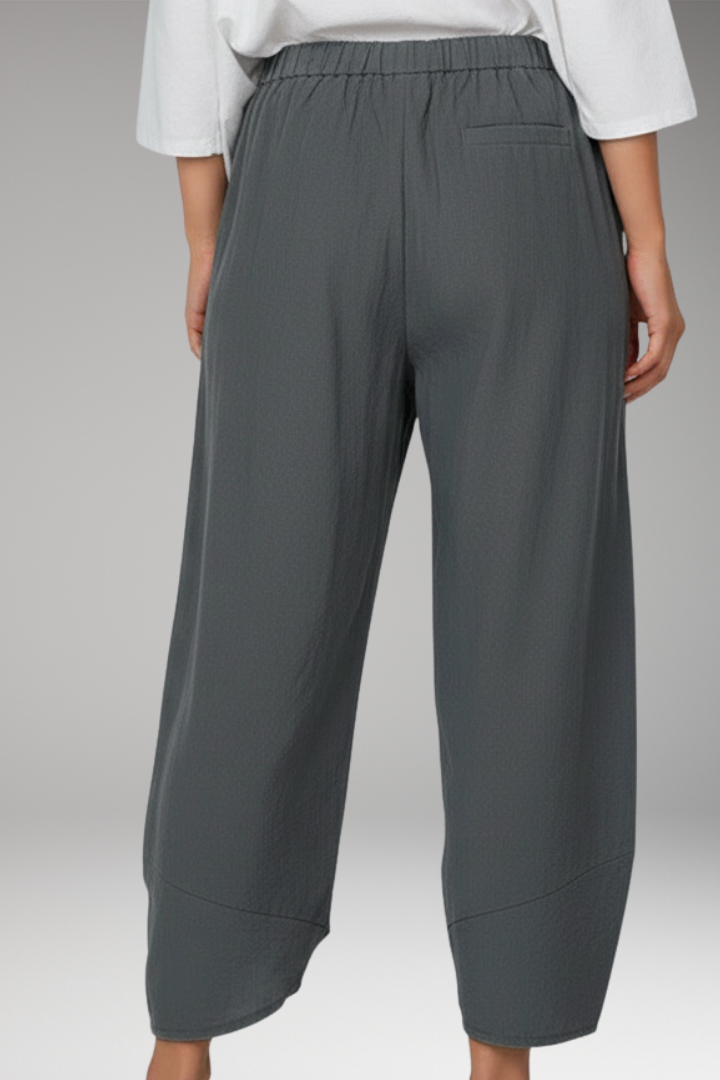 Women's Cropped Pants Side Pockets