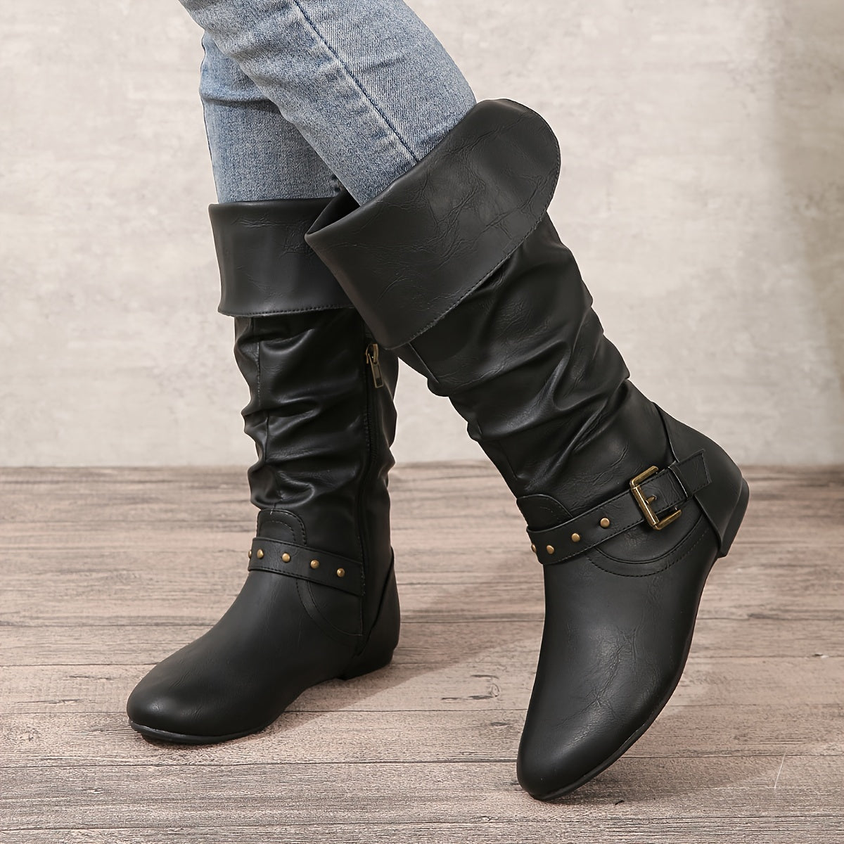 Women's Flat Boots Side Zip Detail