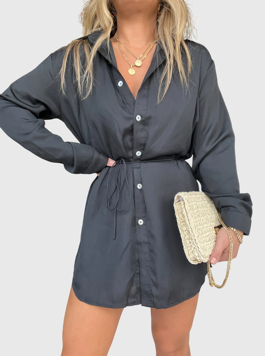 Ladies Classic Front Button Dress Shirt