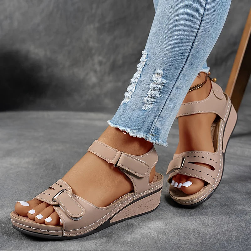 Comfortable Arch Support Walking Sandals for Women