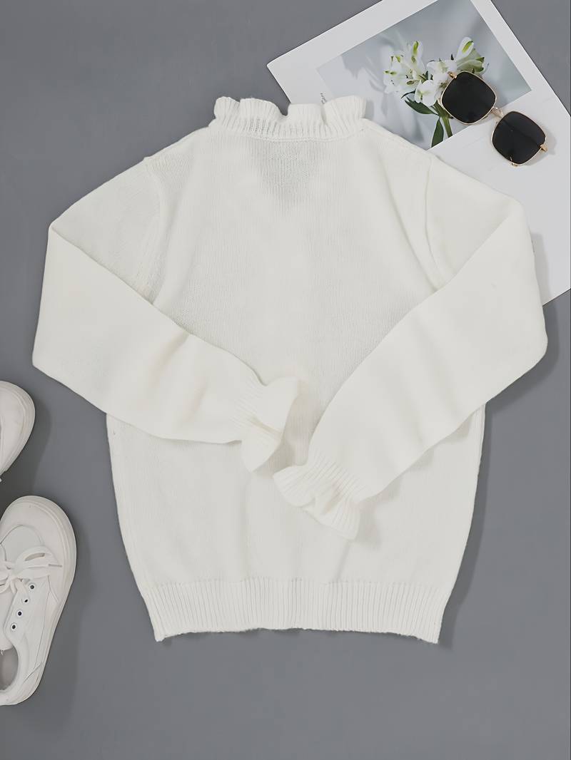 Feminine Ruffled Shirt with Pretty Buttons for Ladies