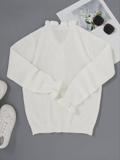 Feminine Ruffled Shirt with Pretty Buttons for Ladies