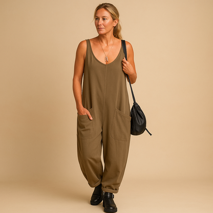 Woman wearing a loose-fit airy summer dress in a lightweight fabric, perfect for warm days and relaxed summer outings.