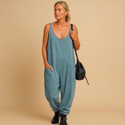 Woman wearing a loose-fit airy summer dress in a lightweight fabric, perfect for warm days and relaxed summer outings.