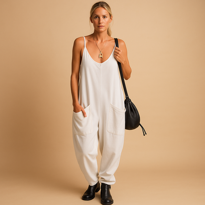 Woman wearing a loose-fit airy summer dress in a lightweight fabric, perfect for warm days and relaxed summer outings.