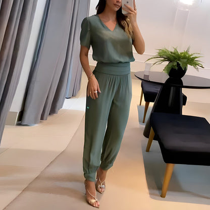 Fashionable 2 Piece Outfit Set
