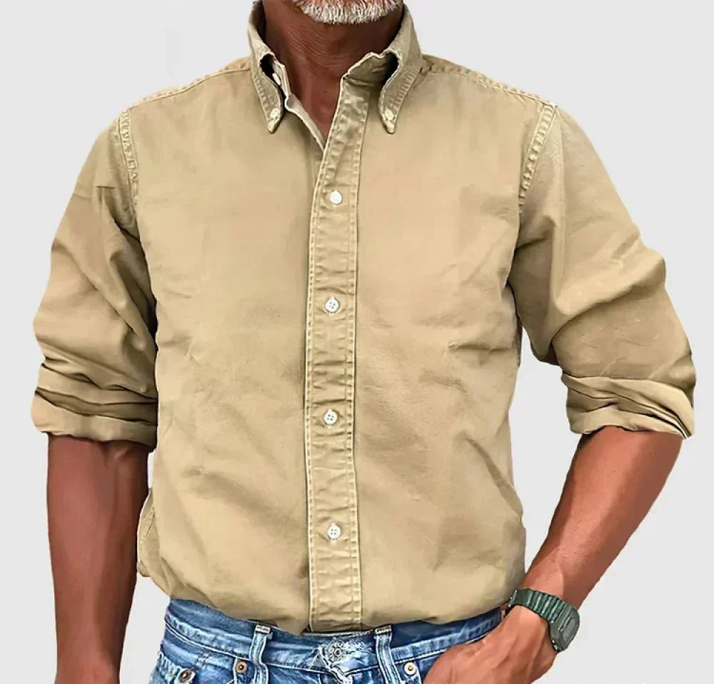 Relaxed Fit Men's Classic Button Shirt - VibreMode