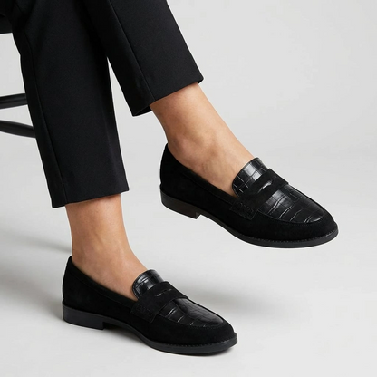 Comfortable Croc Pattern Slip On Shoes
