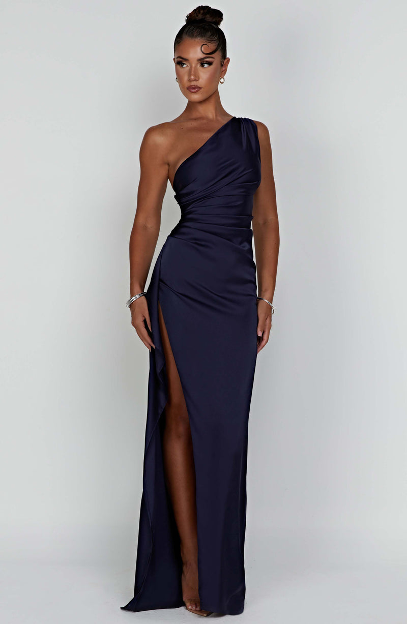 Elegant Ladies Satin One Shoulder Evening Dress