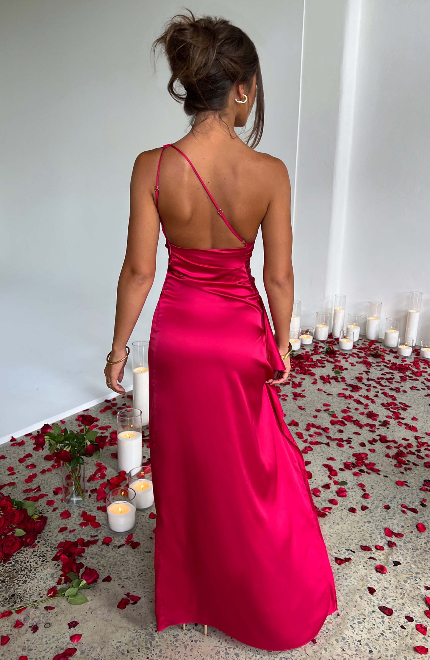 Elegant Ladies Satin One Shoulder Evening Dress