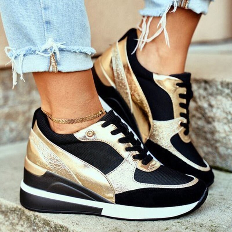 Fashionable Women's Grip Sneakers - VibreMode