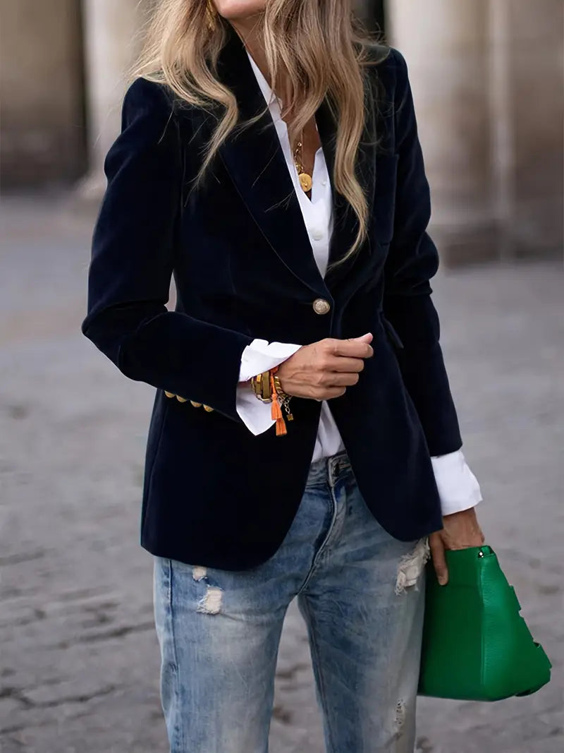 Luxurious Soft Velvet Jacket - VibreMode
