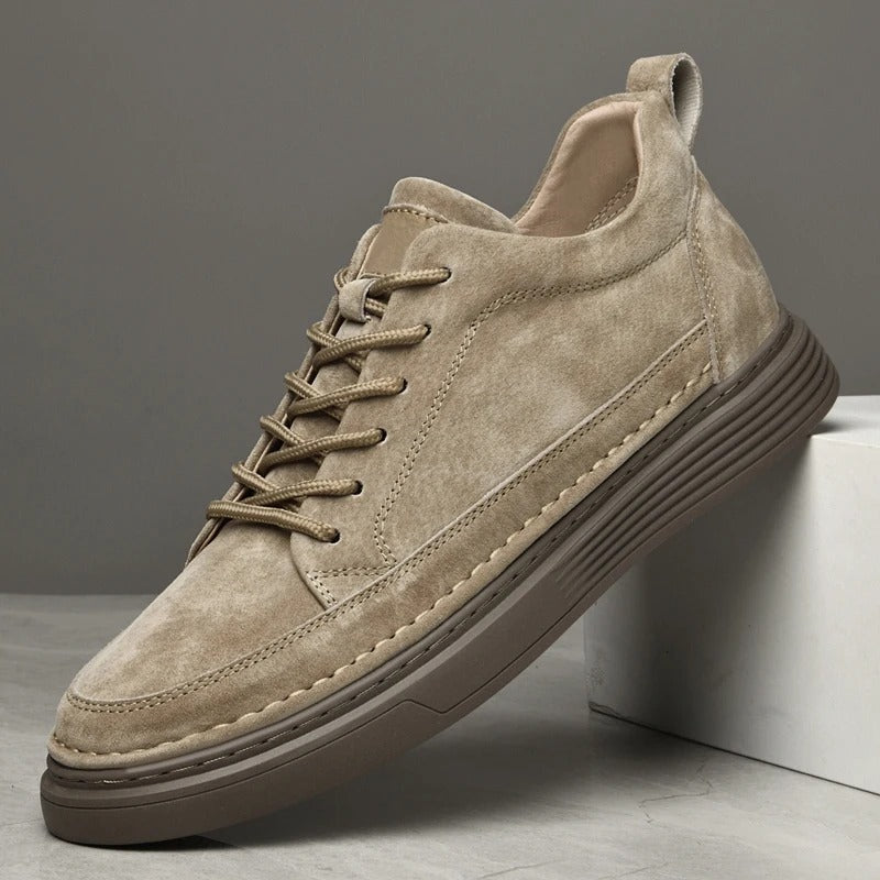 Men's Casual Lace-Up Sneakers Contrast Sole Black