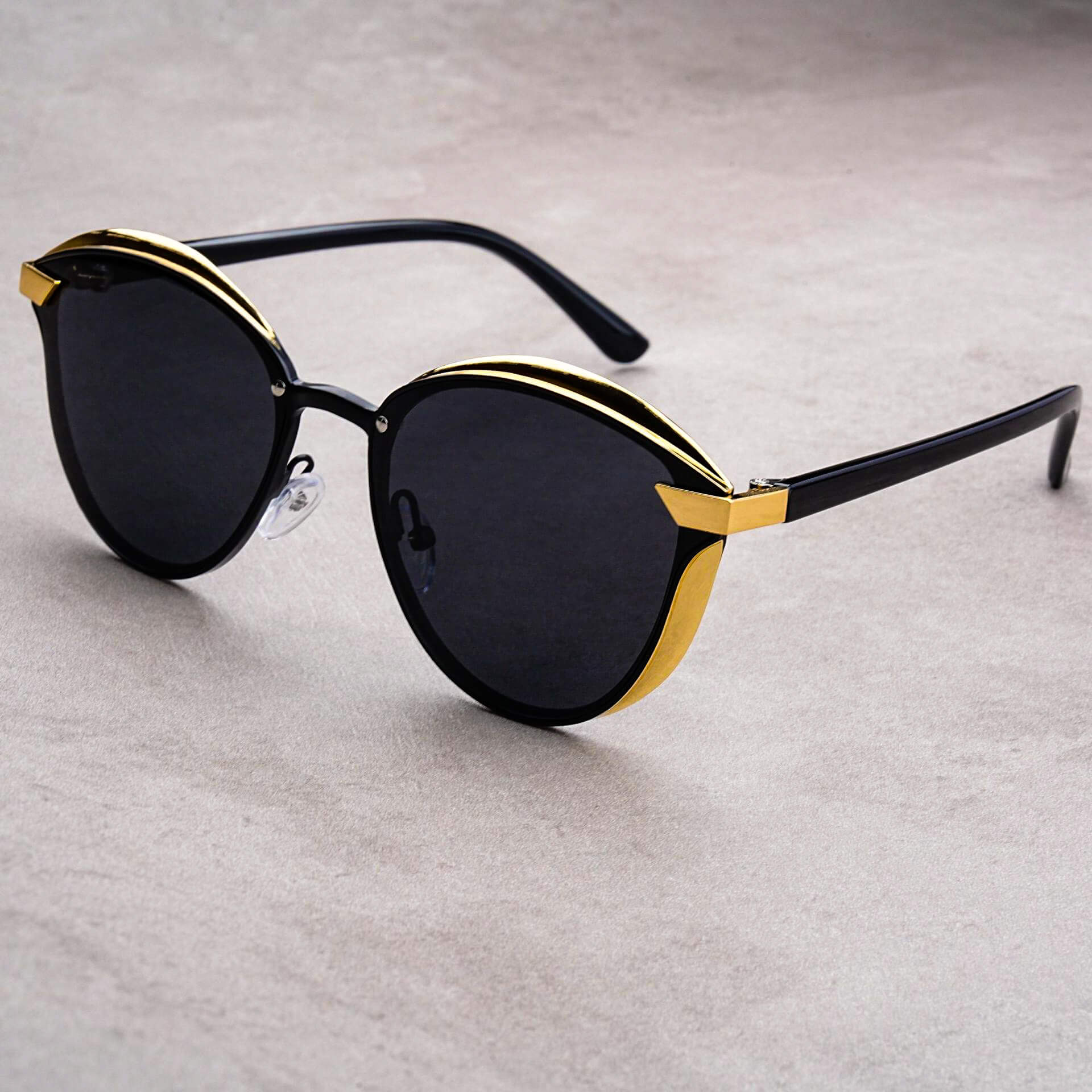 Fashionable Women's Cat Eye Sunglasses - VibreMode