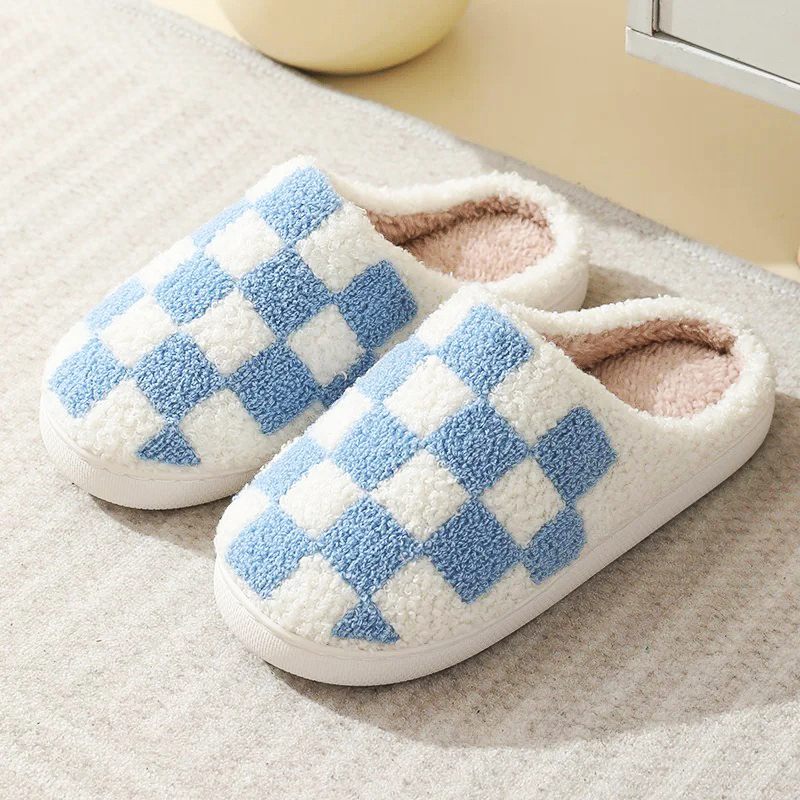 Arlen Women's Plush Slippers