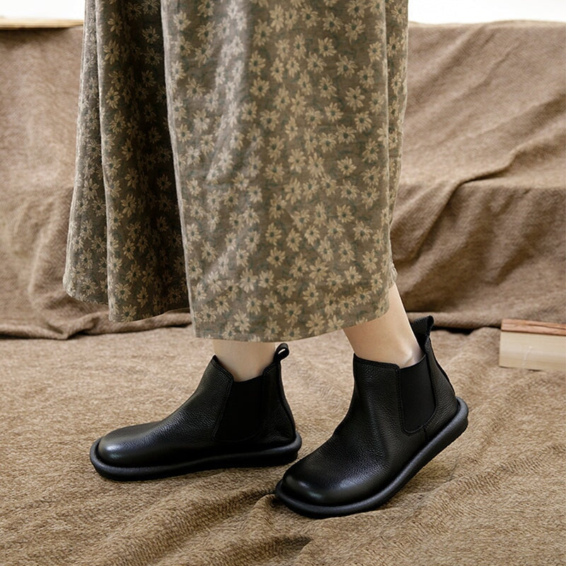 Easy Wear Slip-On Boots - Classic Comfortable Style - VibreMode