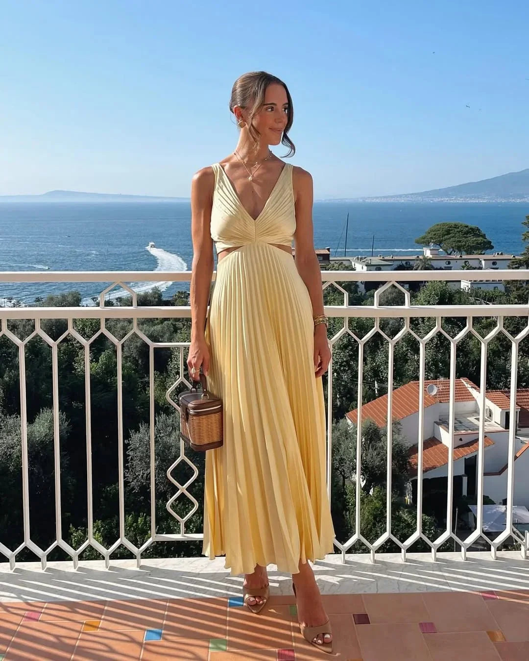 Brisa Women's Pleated Maxi Dress Yellow - VibreMode