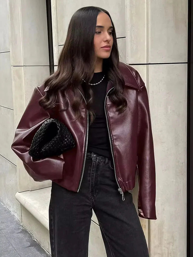 Women's Leather Jacket Relaxed Fit Zip Closure Black - VibreMode