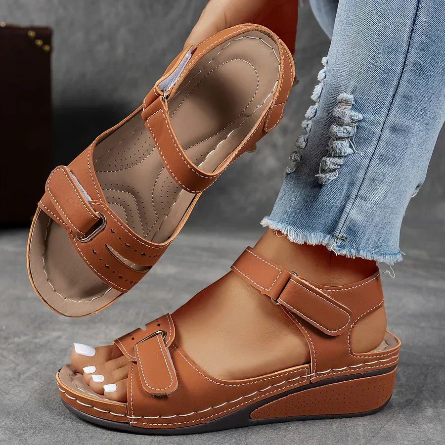 Comfortable Arch Support Walking Sandals for Women
