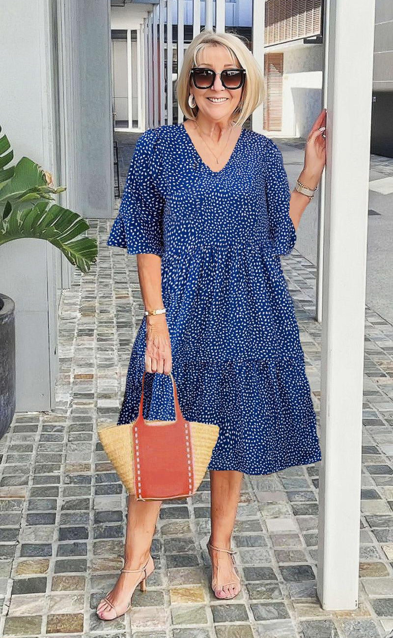 Casual Graphic Sleeve Dress - VibreMode