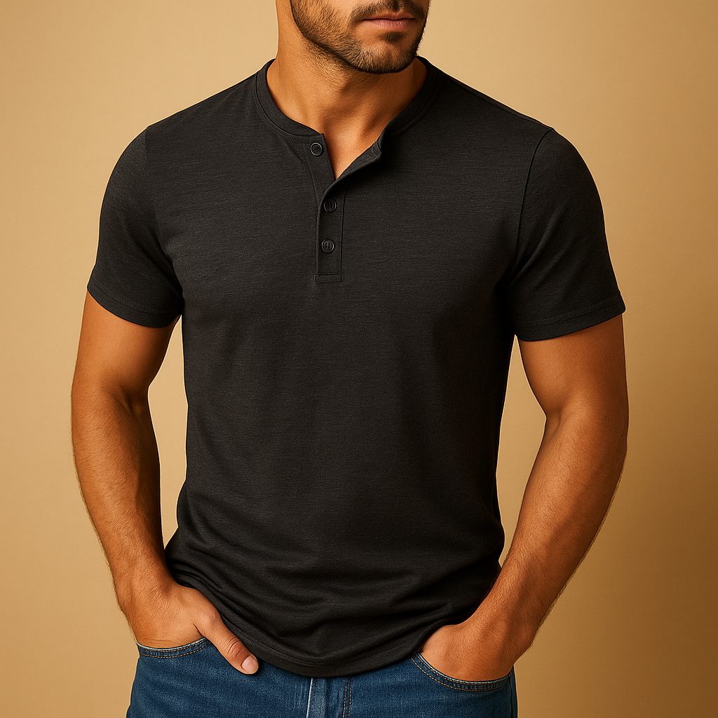 Casual cotton crew neck t-shirt for men with a regular fit and solid colors, ideal for everyday wear, casual outfits, and relaxed weekends.