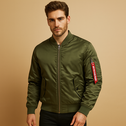 Men’s casual outdoor jacket with a lightweight and breathable design, offering weather-resistant protection for city wear and outdoor activities.