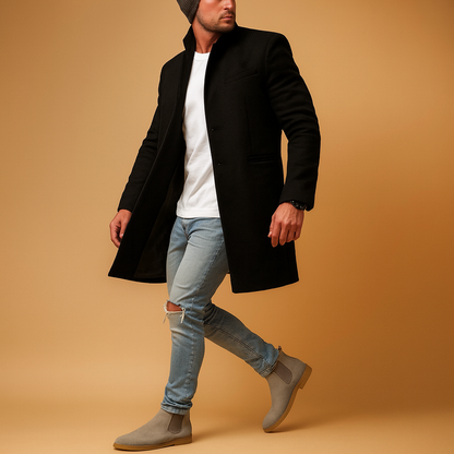 Men’s casual winter coat with relaxed fit and insulated design, suitable for everyday wear and leisure during autumn and winter.