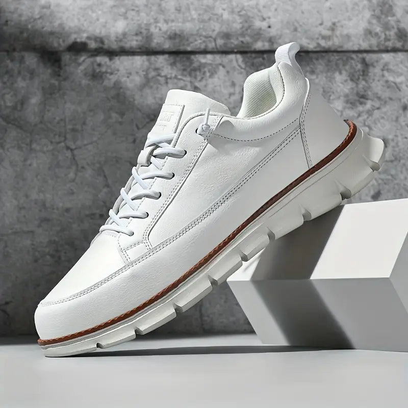 Men's Lace-Up Sneakers Rounded Toe