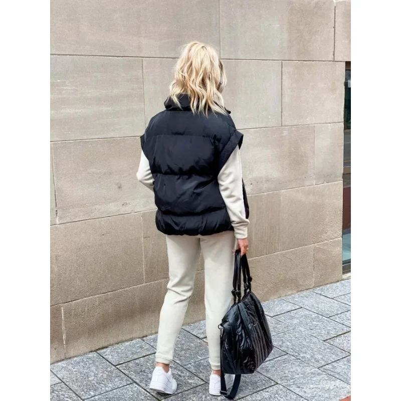 Image of Claire | Women's Sleeveless Puffer Vest