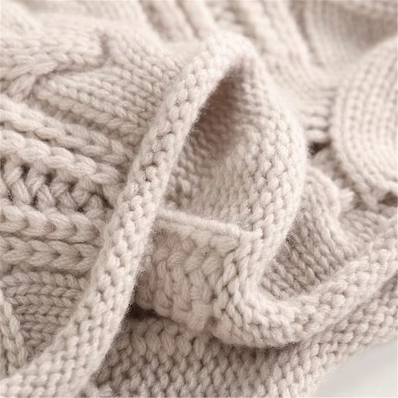 Women's Turtleneck Sweater Knit Detail