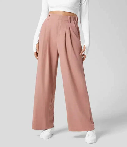 Women's Wide Leg Pleated Trousers