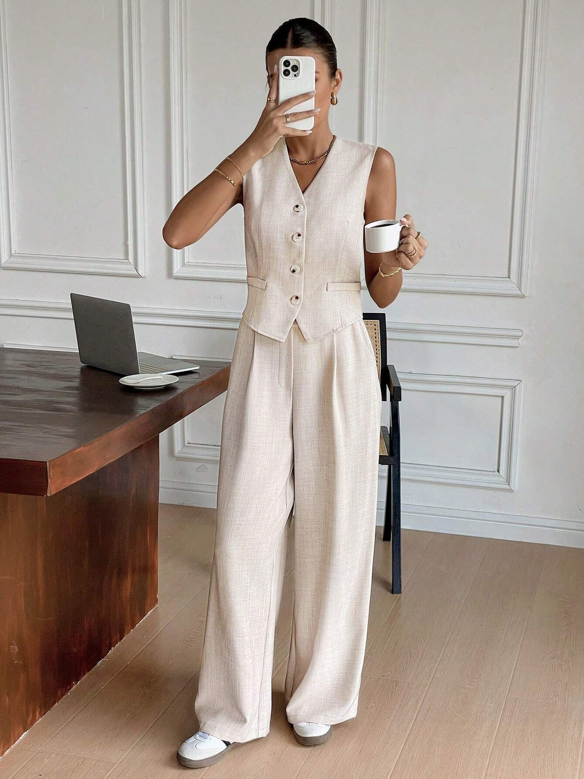 Women's Sleeveless Wide Leg Pants Set - VibreMode