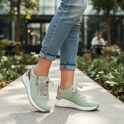 Ladies Lace-Up Platform Shoes - VibreMode