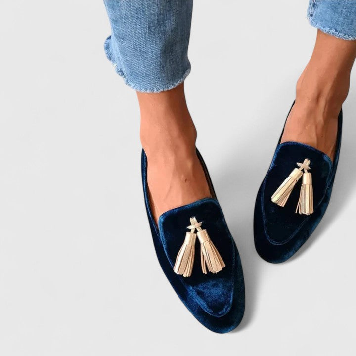 Women's Slip-On Loafers Tassel Detail - VibreMode