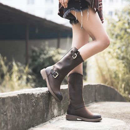 Stylish Buckle Boots - Comfortable Classic Design