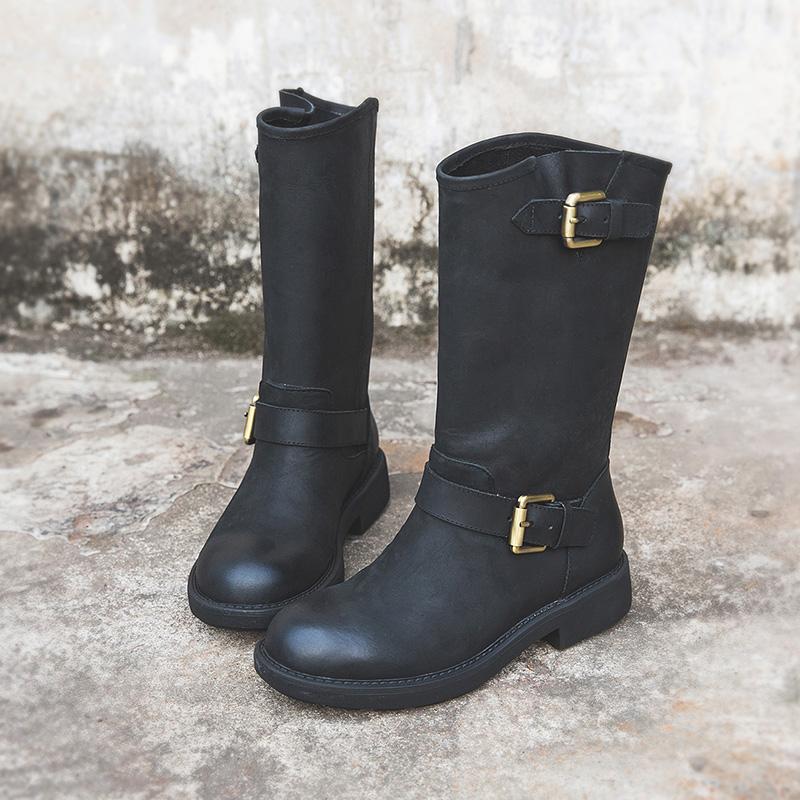 Stylish Buckle Boots - Comfortable Classic Design