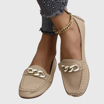 Women's Elegant Chain Accent Slip On Loafers
