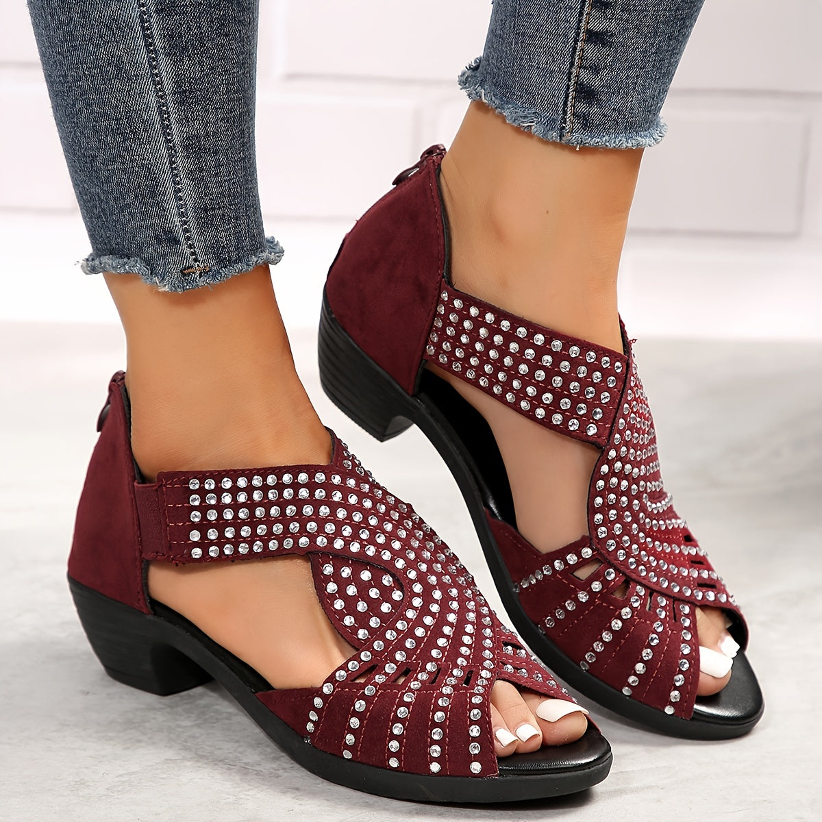 Comfortable Fit Women's Slide Sandals