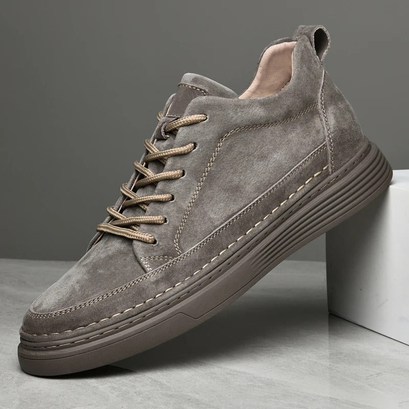 Men's Casual Lace-Up Sneakers Contrast Sole Black
