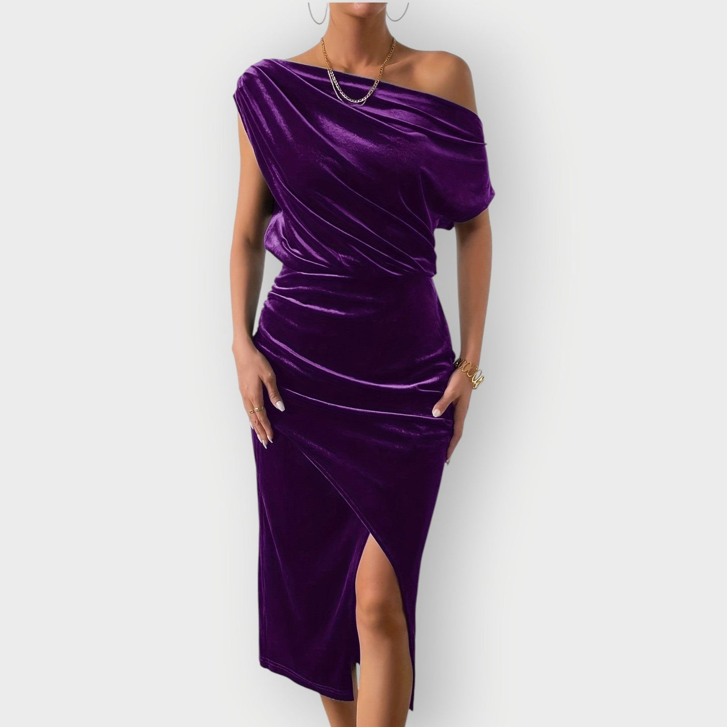Chic Cold Shoulder Knee Length Dress