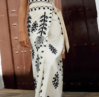 Women's Embroidered Sleeveless Dress Set
