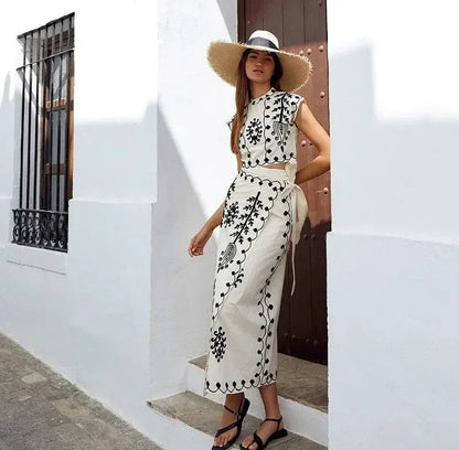 Women's Embroidered Sleeveless Dress Set