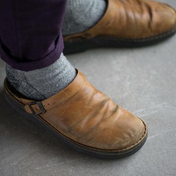 Men's Slip-On Mules Closed Toe Shoes