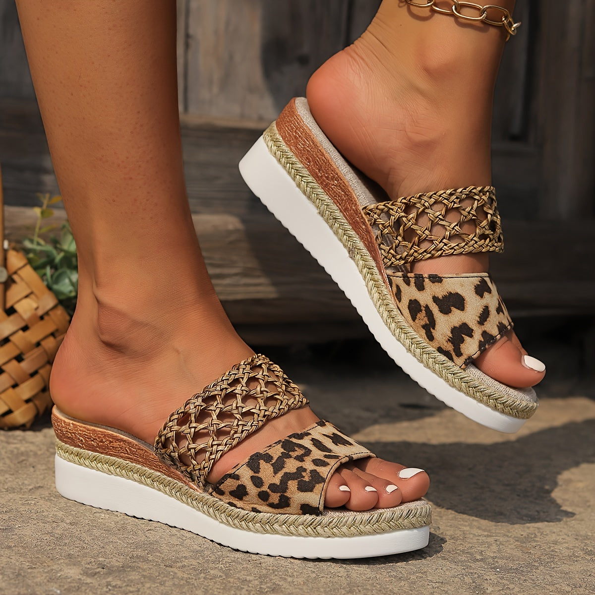 Freya Women's Woven Wedge Sandals
