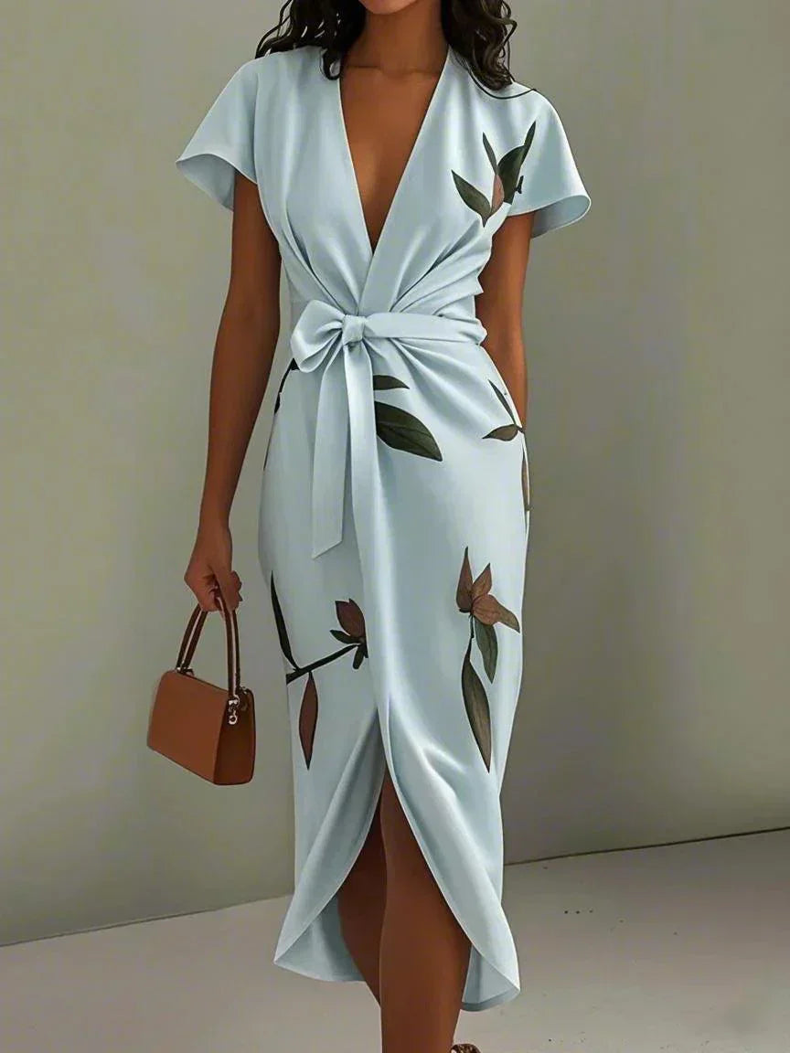Women's Fit And Flare Dress Defined Waistline